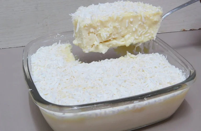 sobremesa gelada de coco