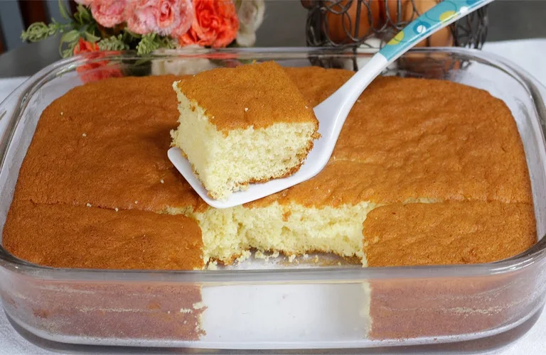 bolo de leite quente bem fofinho